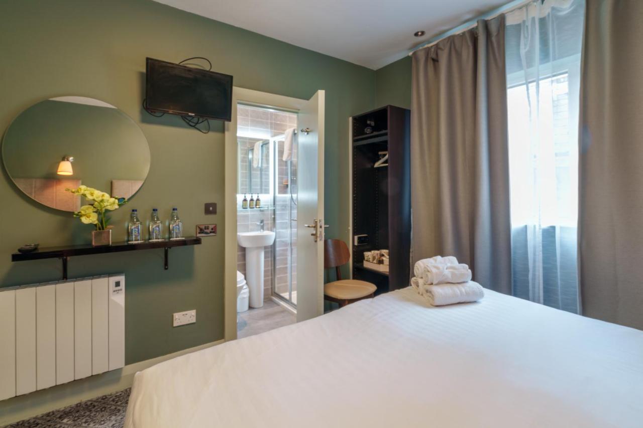 Topper'S Rooms Guest Accommodation Carrick-on-Shannon Exterior photo
